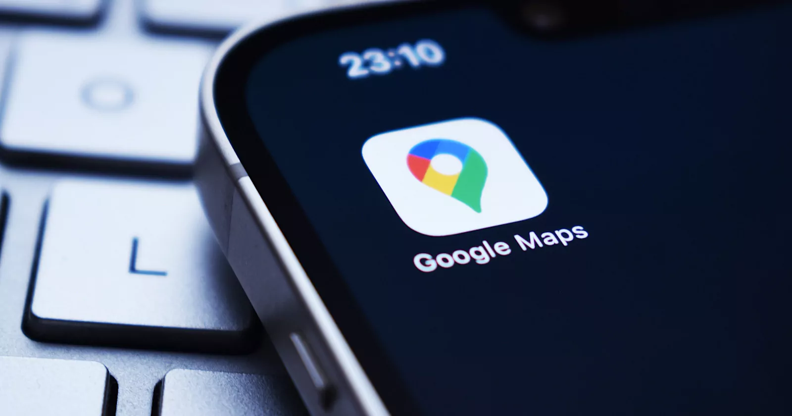 Google & Apple Maps Dominate Local Searches